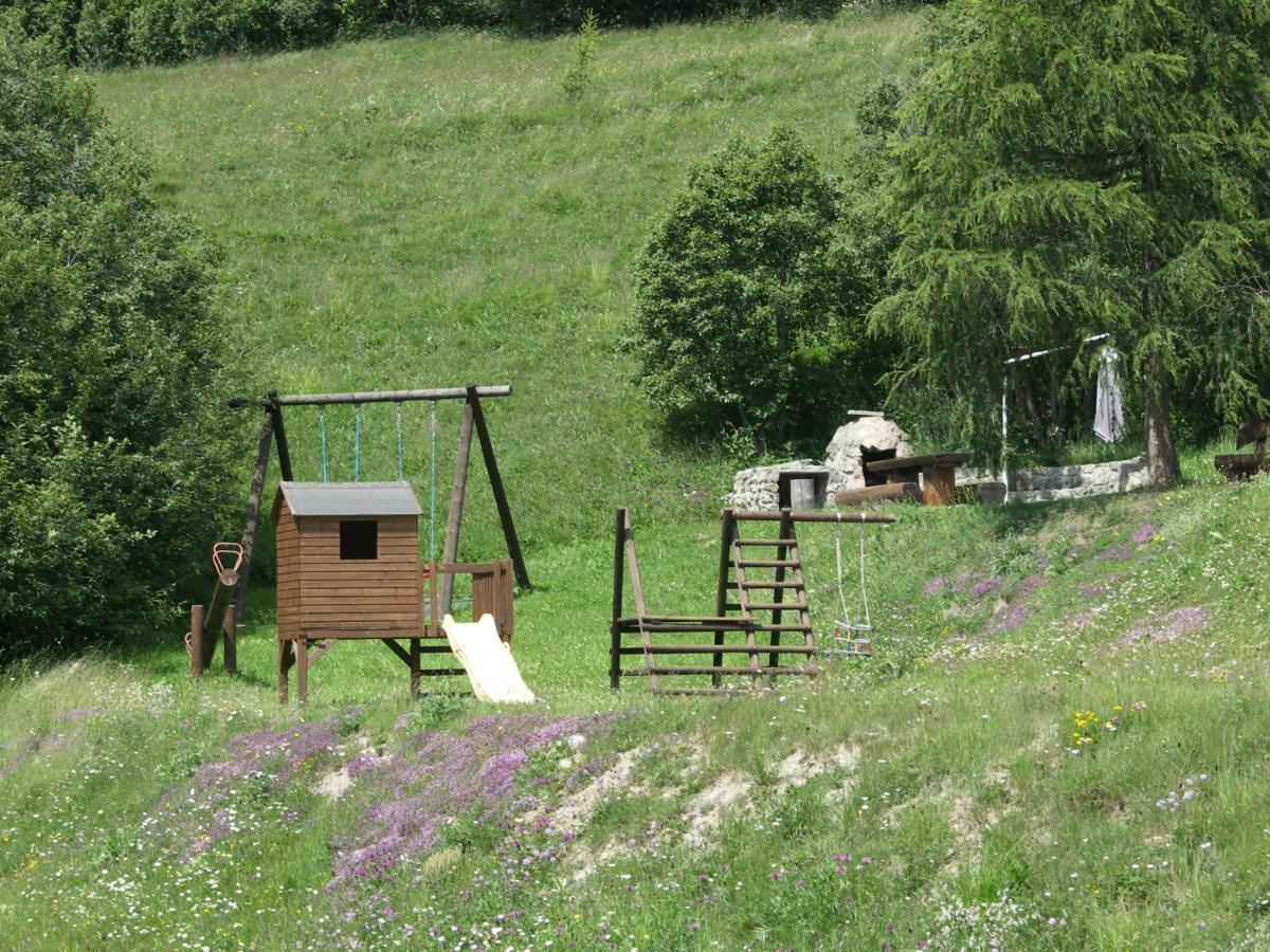Residenz La Mora Lägenhet La Punt-Chamues-ch Exteriör bild
