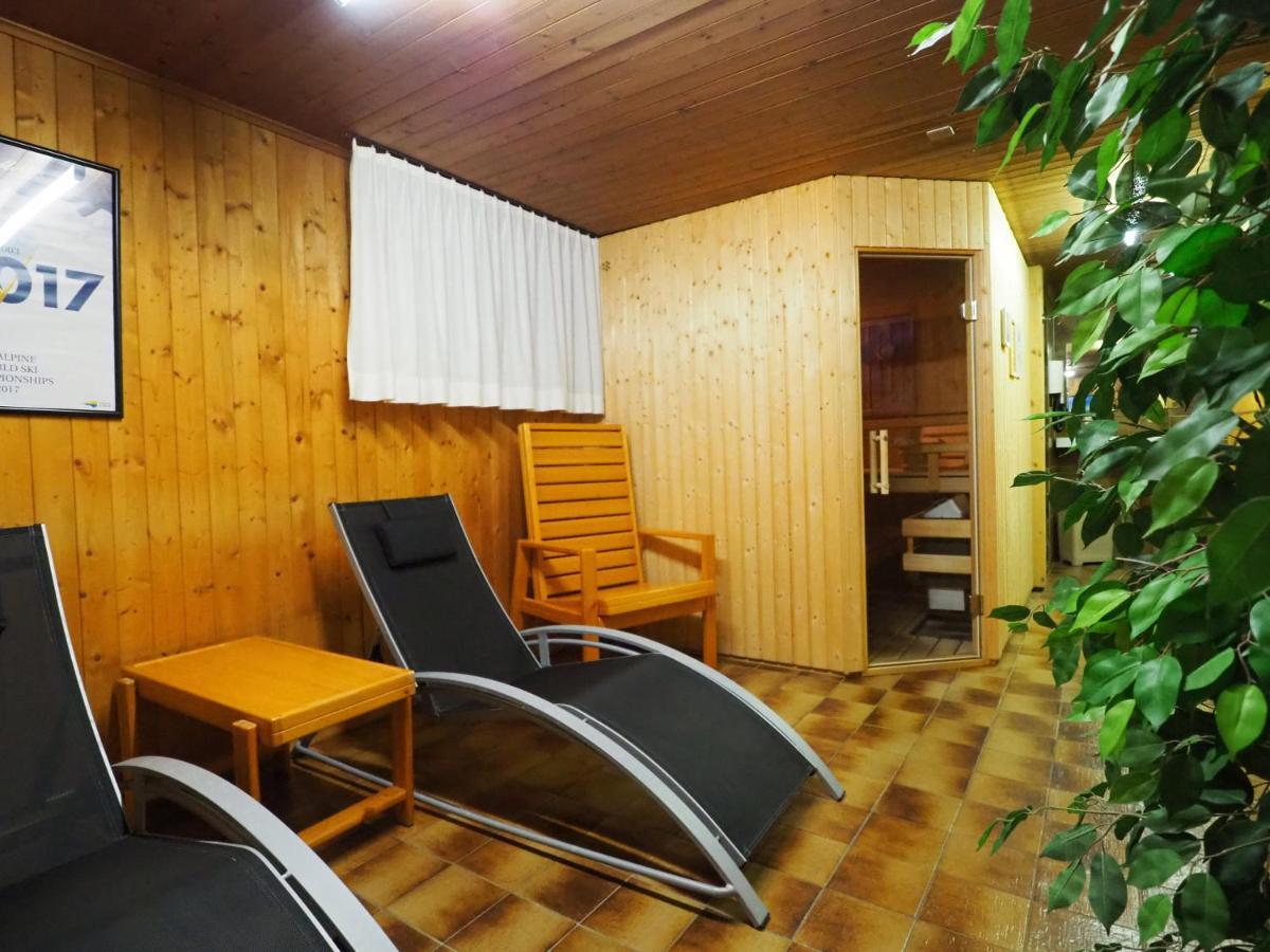 Residenz La Mora Lägenhet La Punt-Chamues-ch Exteriör bild