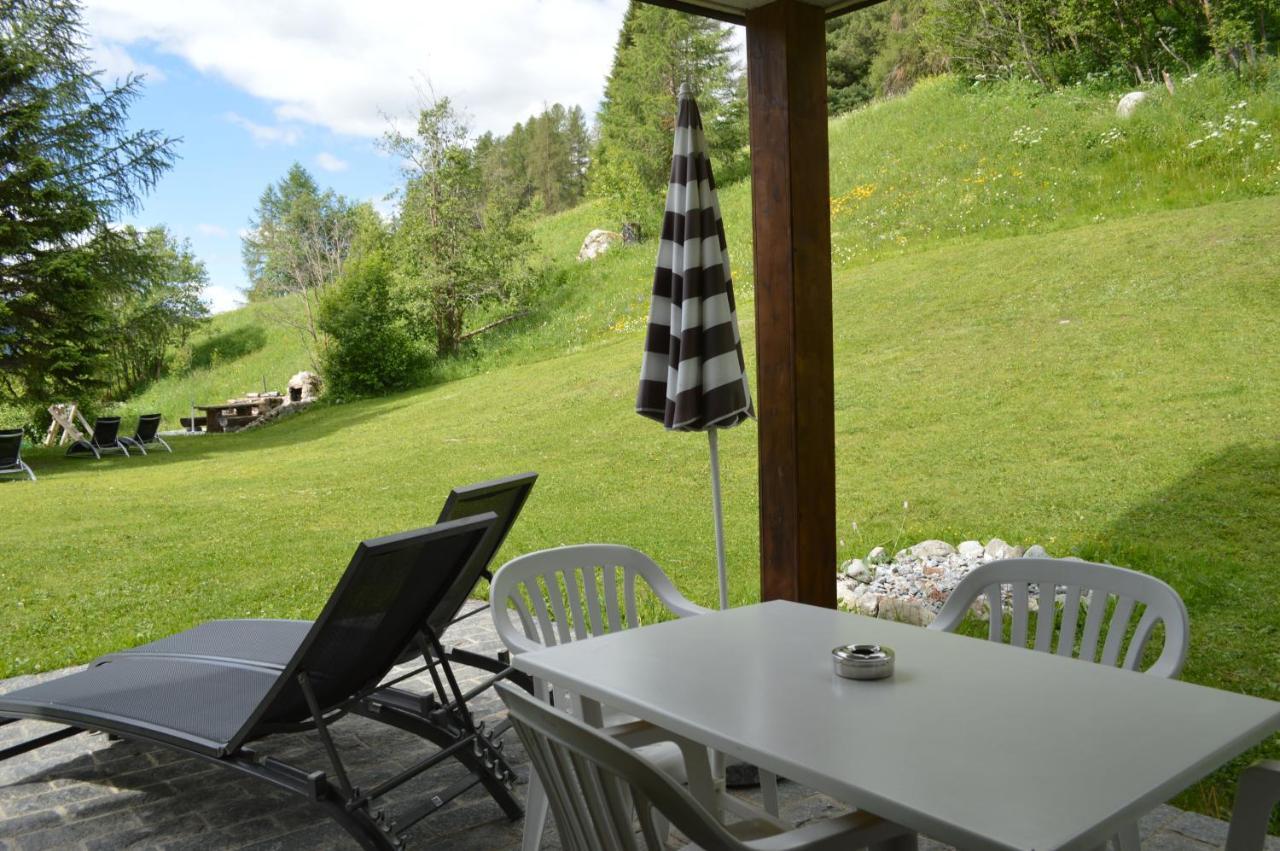 Residenz La Mora Lägenhet La Punt-Chamues-ch Exteriör bild