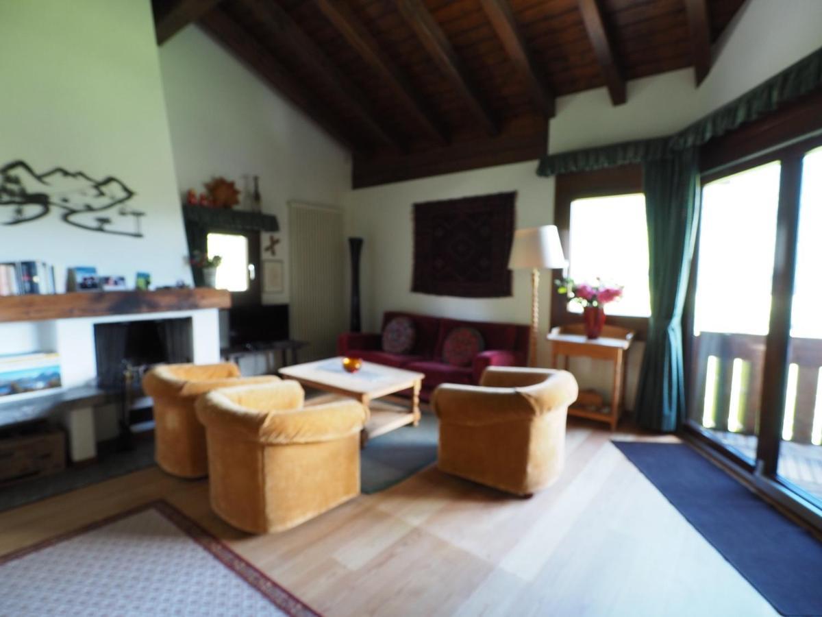 Residenz La Mora Lägenhet La Punt-Chamues-ch Exteriör bild